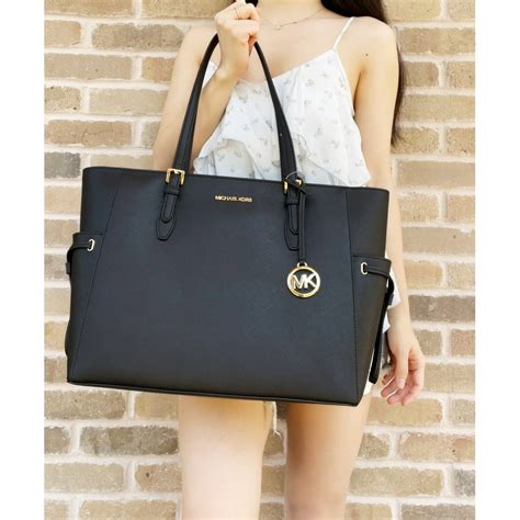 michael kors voyager large tote black|michael kors large saffiano tote.